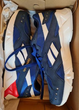 Яскраві кросівки reebok aztrek navy dv39119 фото