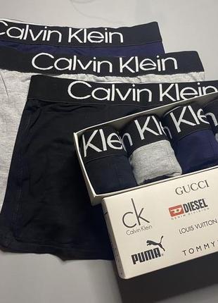 Мужские трусы-боксеры 4 шт calvin klein в упаковке.
