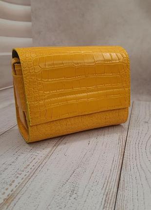Желтая мини сумочка