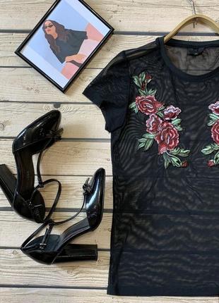 Топ сетка футболка сетка блуза кофточка чёрная с вышивкой с нашивками с цветами