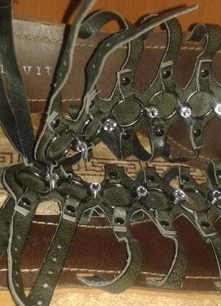 Чорні босоніжки ремінці р40 invito