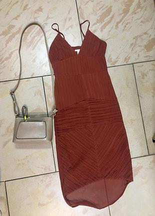 Шифоновое платье с драпировкой по фигуре h&m p.36