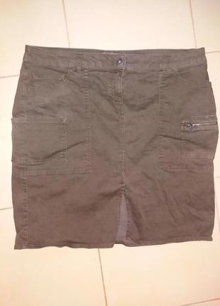 Коттоновая  юбка с разрезом спереди 50 размера