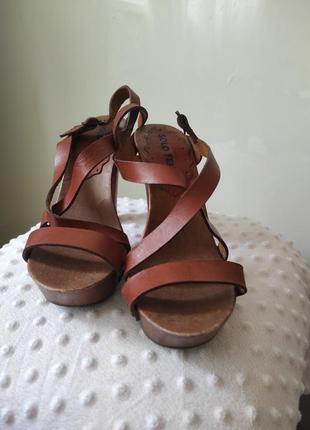 Босоніжки solo femme