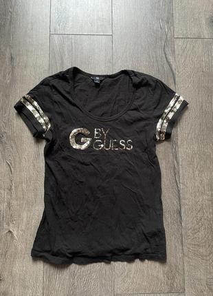 Футболка guess