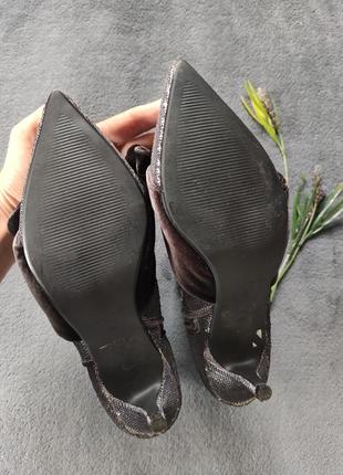 Стильные блестящие серебристые паетки туфли ботильоны сапожки next с острым носком7 фото