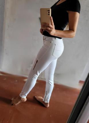 Білі джинси6 фото