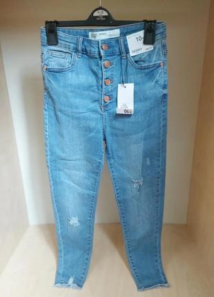 Фірмові джинси