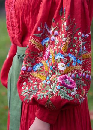 Етно-костюм з ручною вишивкою "квіткові фантазії"