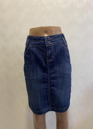 Жіноча джинсова спідниця в ідеальному стані1 фото