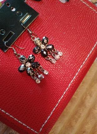 Сережки чорні
