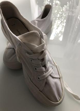 Білі кеди new. look