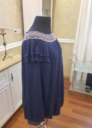 Віскозна сукня в етностилі на підкладці, вільного фасону3 фото