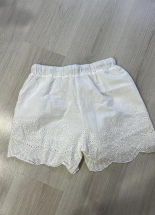 Модные женские кружевные шорты