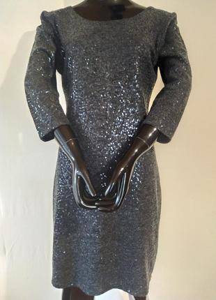 Сукня в паєтках