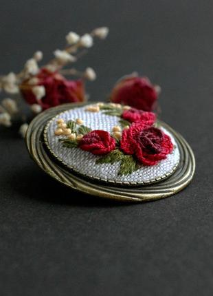 Бордова брошка з трояндами елегантна брошка у вінтажному стилі1 фото