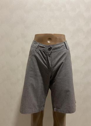 Жіночі шорти в ідеальному стані