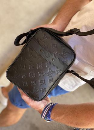 Сумка шкіряна чоловіча чорна брендовий плечовий ремінь4 фото