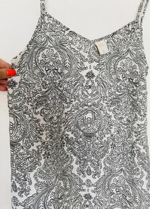 Майка топ на тонких бретелях