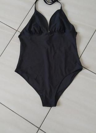 Базовий чорний купальник