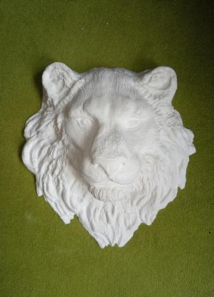Скульптура "тигр"
