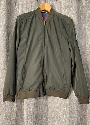 Бомбер zara man