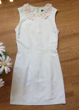 Нежное легкое платье  с кружевом  от atm