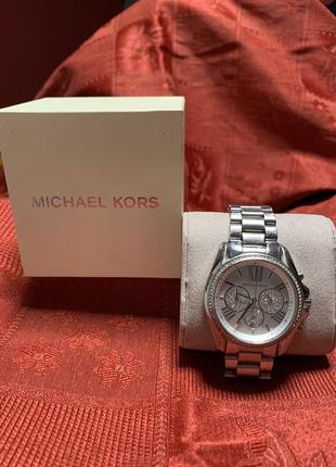 Часы  женские michael kors