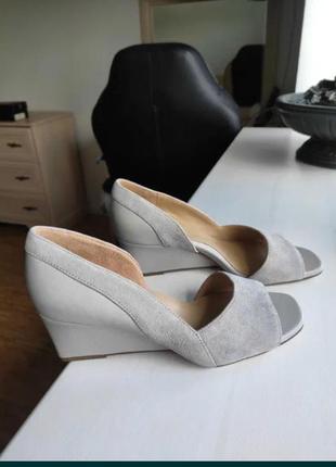 Туфлі, босоніжки 34 р. сірі naturalizer сша