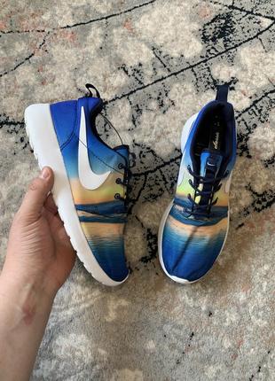 Кроссовки nike roshe run