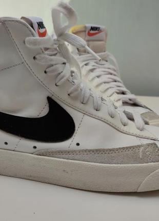 Завищені кросівки кеді від найк nike .кросівки nike blazer mid 77 vintage white3 фото