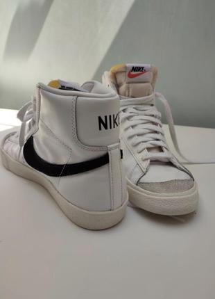 Завищені кросівки кеді від найк nike .кросівки nike blazer mid 77 vintage white4 фото