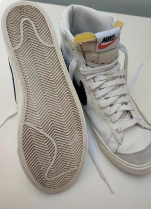 Завищені кросівки кеді від найк nike .кросівки nike blazer mid 77 vintage white2 фото