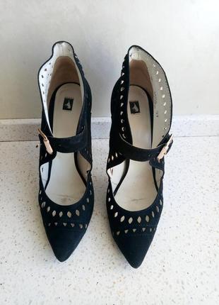 Черные женские туфли 37р.