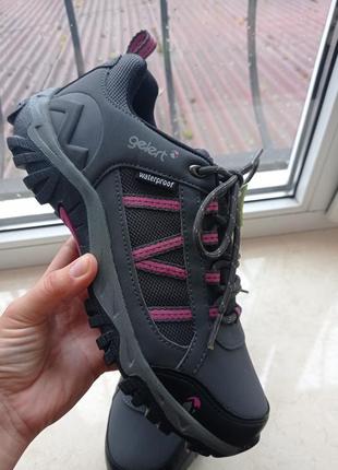 Нові термо кросівки gelert waterproof1 фото