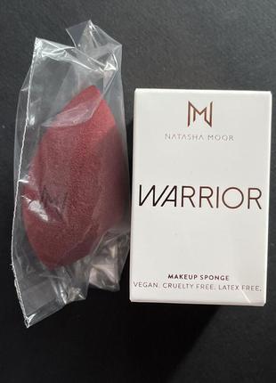 Спонж аппликатор макияжа natasha moor warrior face makeup blender sponge2 фото