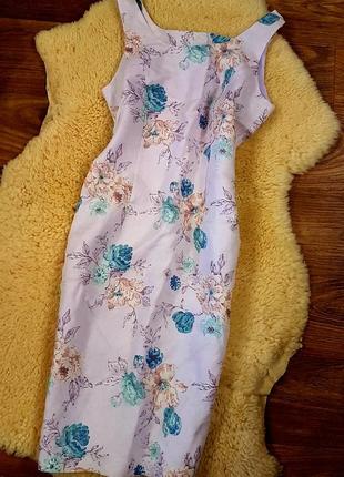 Платье из льна