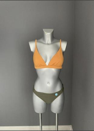 Роздільний купальник у рубчик