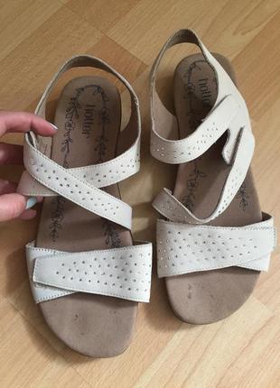 Шкіряні сандалі босоніжки clark's