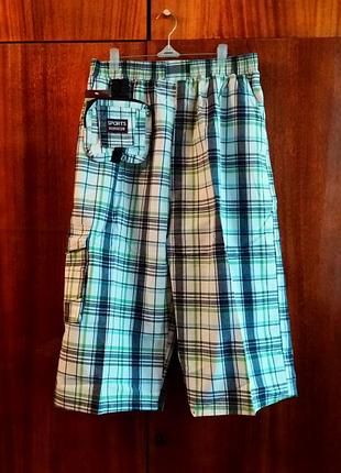 Довгі шорти в клітинку