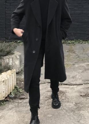 Шерстяное чёрное пальто3 фото