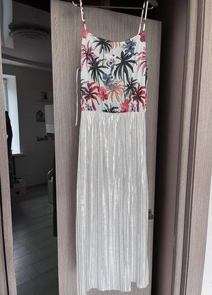 Красиве плаття zara спідниця плісе модне міді сарафан