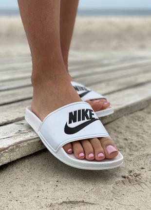 Жіночі шльопанці nike UNIVERSITY найк білі