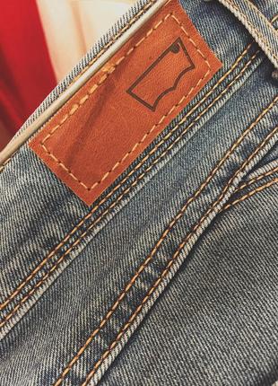 Светлые джинсы levi's (оригинал)5 фото