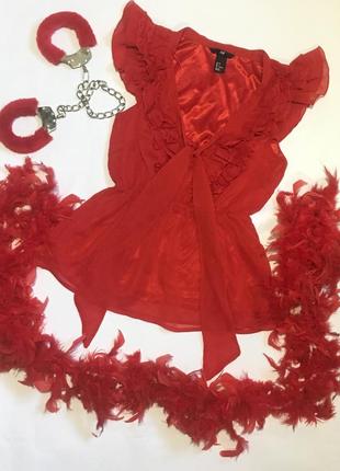 Шикарная блуза с рюшами размер xs-s