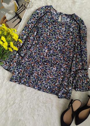 Актуальна віскозна квітчаста блуза розмір xs s від warehouse