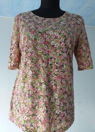 Красива футболка