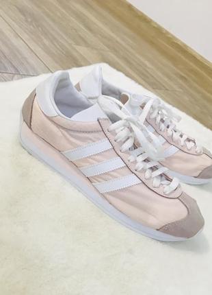 Кросівки adidas