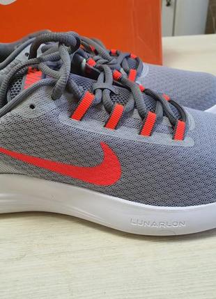 Нові бігові кросівки nike lunarconverege