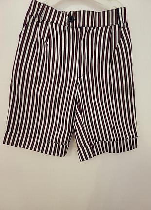 Стилні шорти в смужку італія